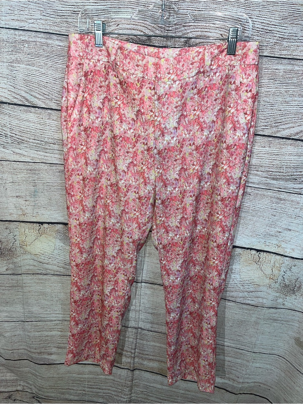 😍 Chelsea & Violet NWT Pink Floral Dress Pants size Large